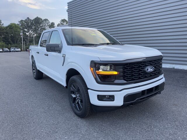 2025 Ford F-150 STX 4dr SuperCrew 4WD