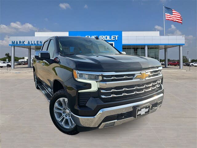 2023 Chevrolet Silverado 1500 LTZ Crew Cab 4WD