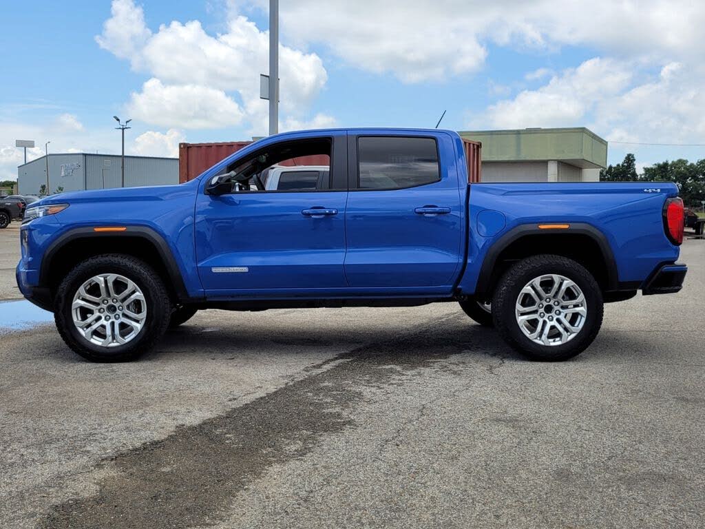 2025 GMC Canyon Elevation Crew Cab 4WD