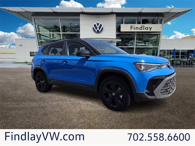 2025 Volkswagen Taos SE Black 4Motion