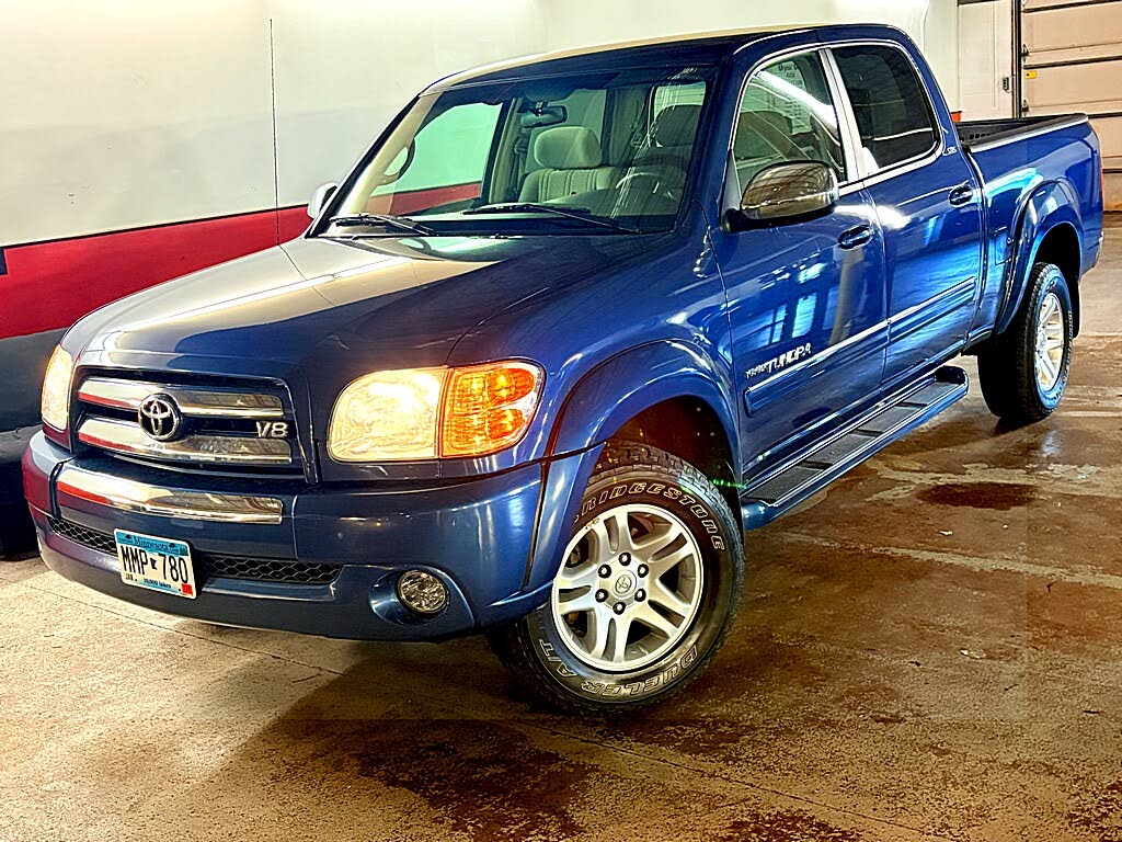 2004 Toyota Tundra V8 SR5 4 Door Crew Cab 4WD