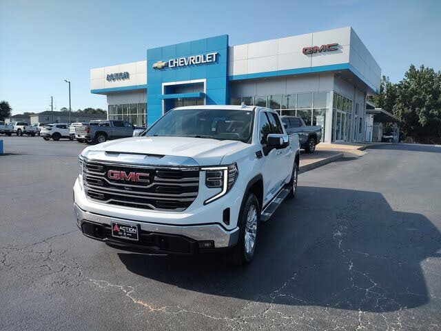 2022 GMC Sierra 1500 SLT Crew Cab 4WD
