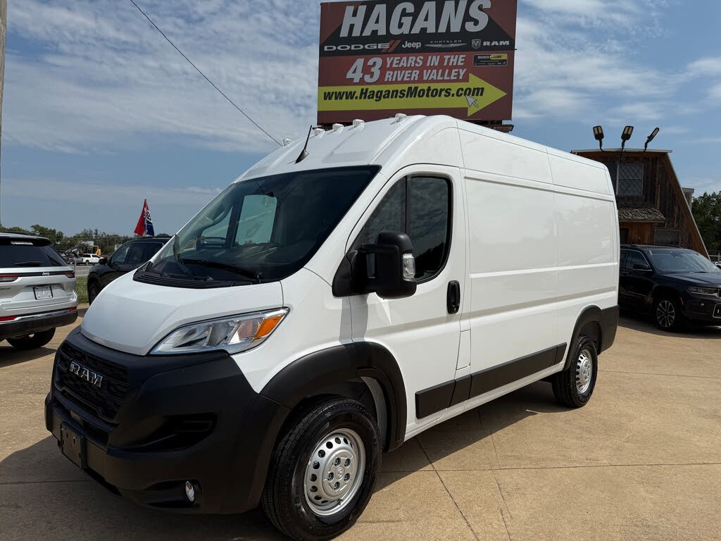 2025 RAM ProMaster 2500 Tradesman 136 High Roof Cargo Van FWD