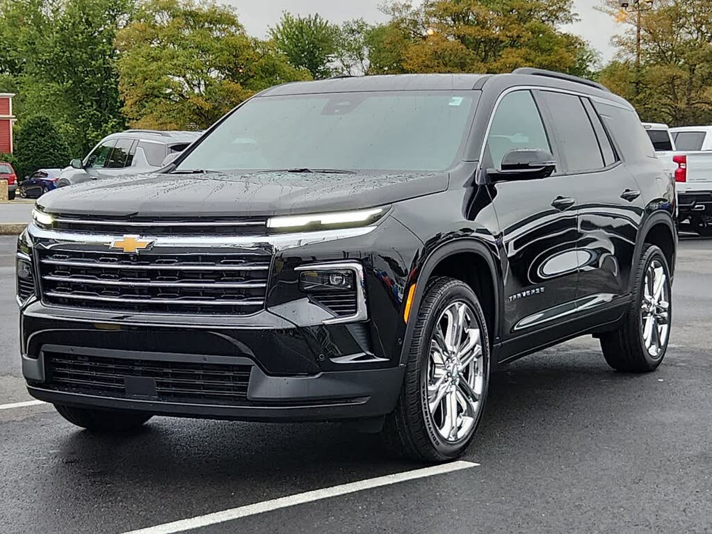 2026 Chevrolet Traverse LT FWD