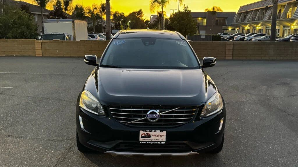 2016 Volvo XC60 T5 Drive-E Premier FWD