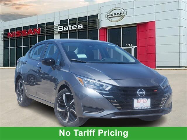 2025 Nissan Versa SR FWD