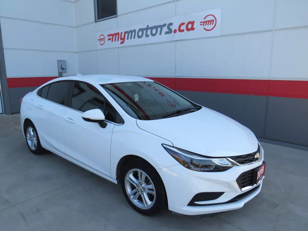 Chevrolet Cruze LT Sedan FWD 2018
