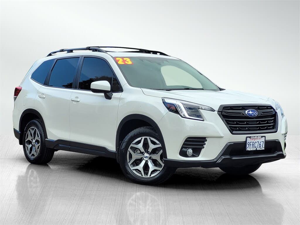 2023 Subaru Forester Premium Crossover AWD