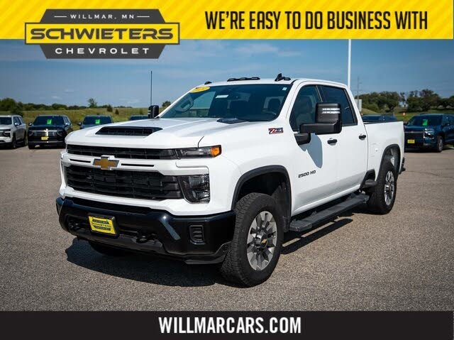 2024 Chevrolet Silverado 2500HD Custom Crew Cab 4WD