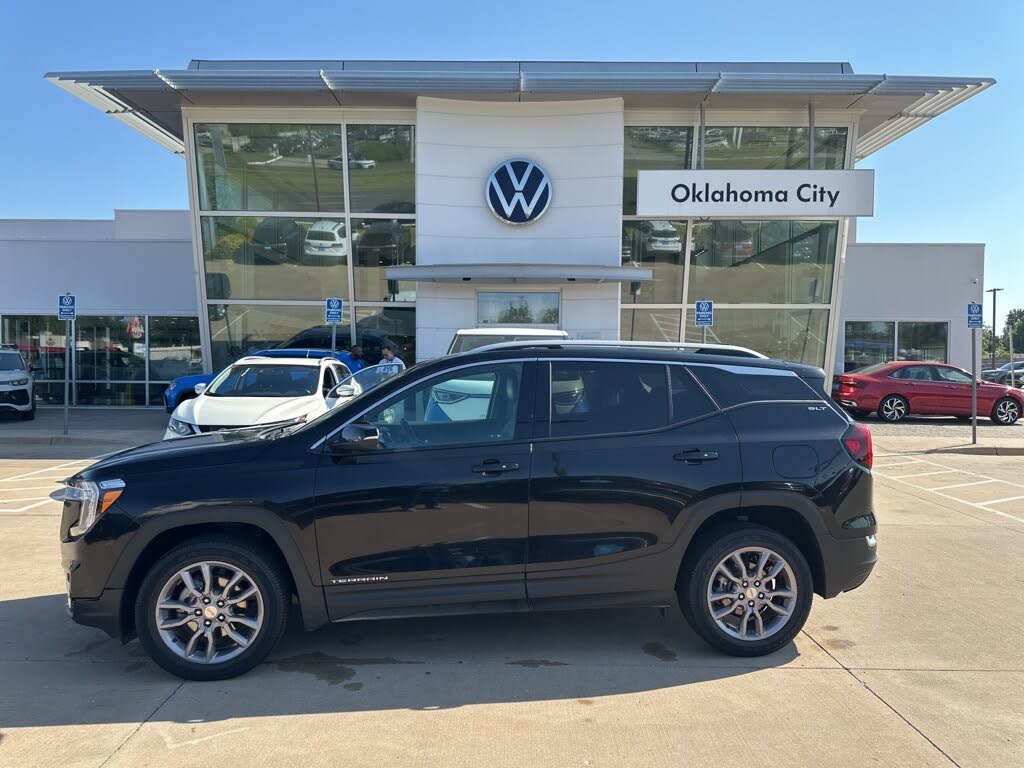 2024 GMC Terrain SLT AWD