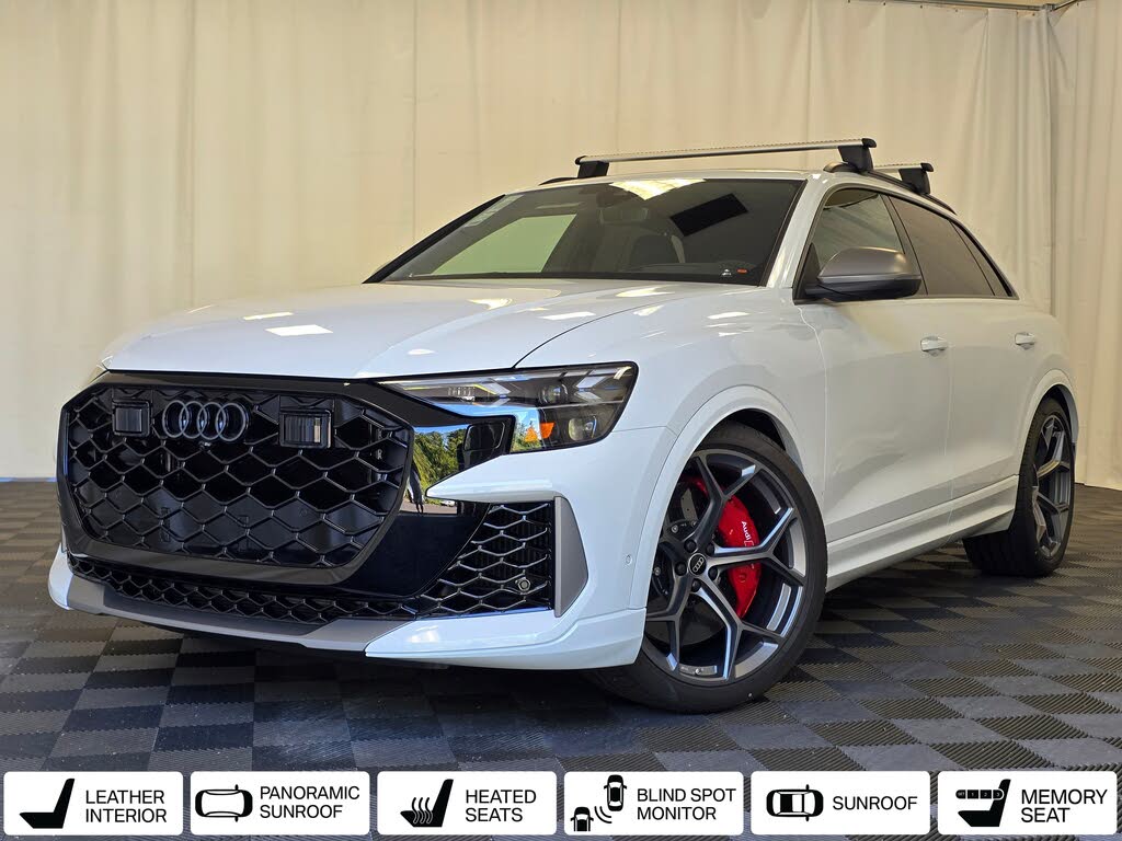 2025 Audi RS Q8 4.0T quattro Performance