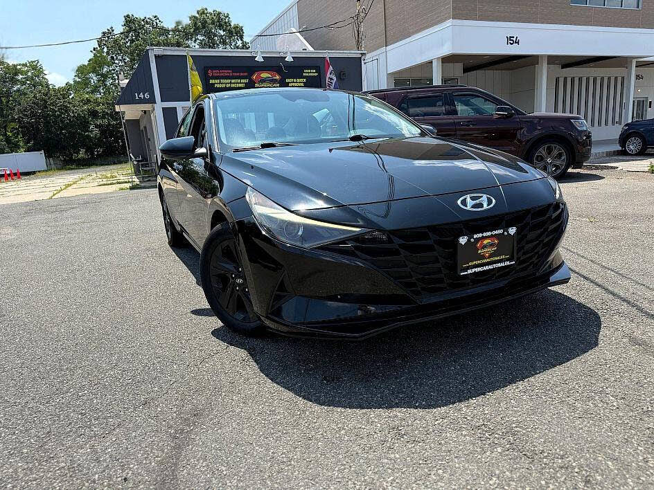 2021 Hyundai Elantra SEL FWD