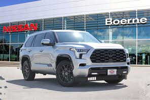 Toyota Sequoia Platinum RWD