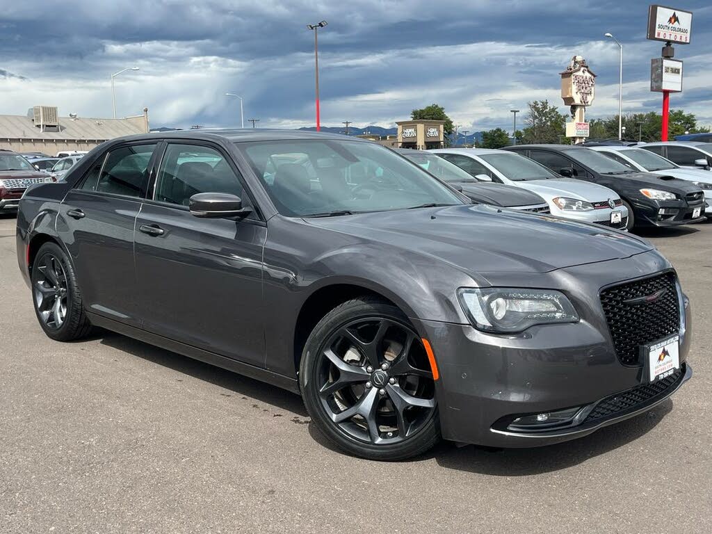 2023 Chrysler 300 S V6 RWD