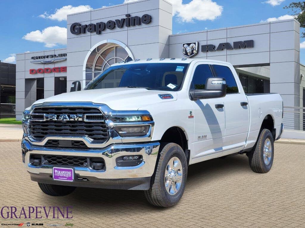 2025 RAM 2500 Big Horn Crew Cab 4WD