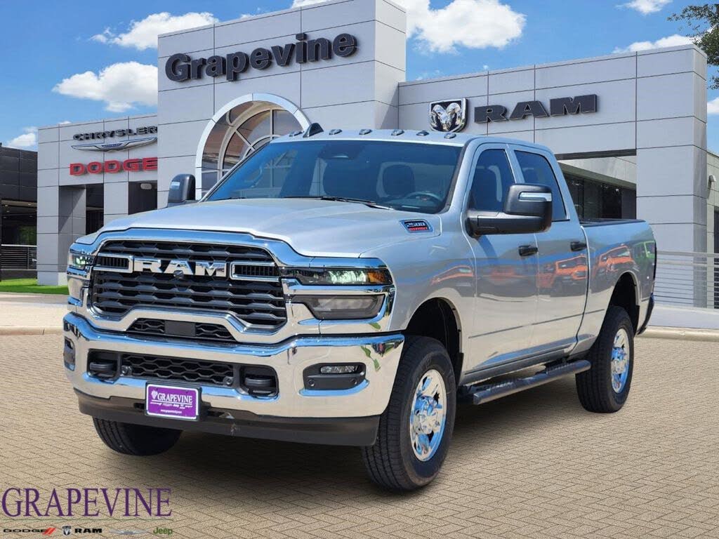 2026 RAM 2500 Tradesman Crew Cab 4WD