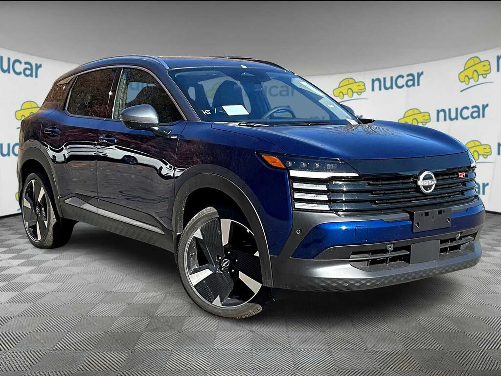 2025 Nissan Kicks SR AWD