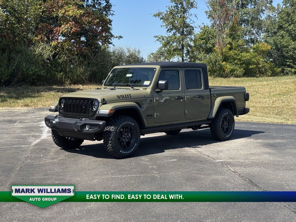 2025 Jeep Gladiator Willys Crew Cab 4WD