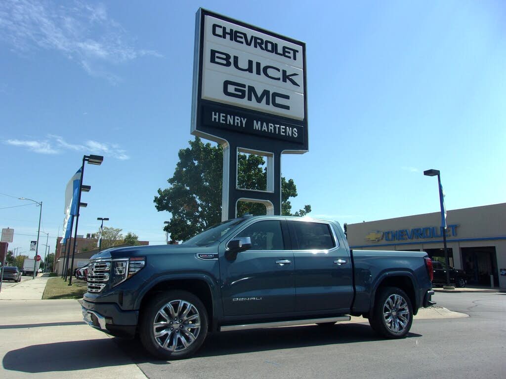 2026 GMC Sierra 1500 Denali Crew Cab 4WD