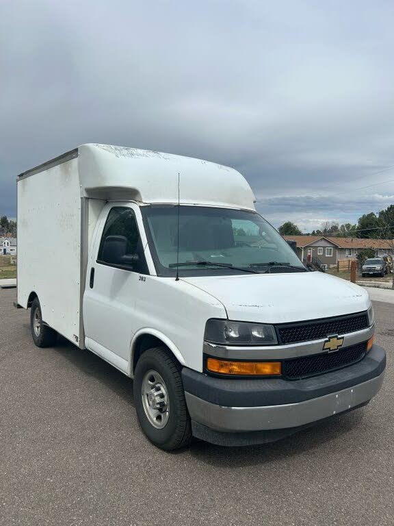 2020 Chevrolet Express Chassis 3500 139 Cutaway RWD