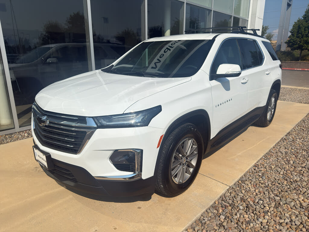 2023 Chevrolet Traverse LT Cloth AWD