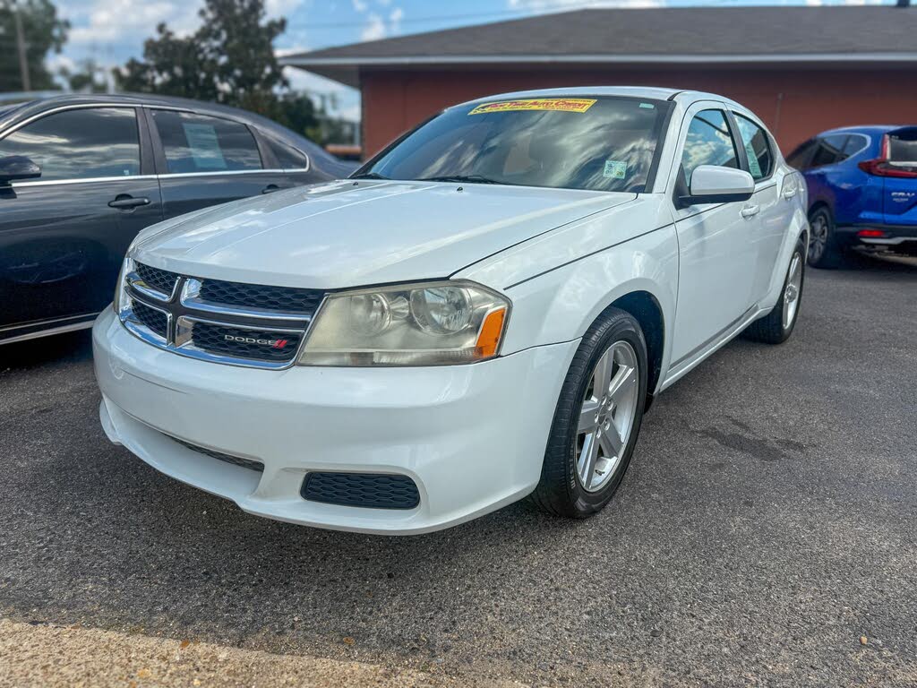 2012 Dodge Avenger SXT FWD