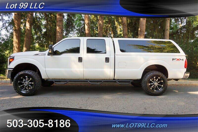 2011 Ford F-350 Super Duty XLT Crew Cab 4WD