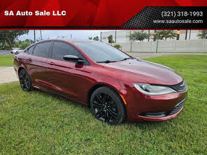 Chrysler 200 Touring Sedan FWD