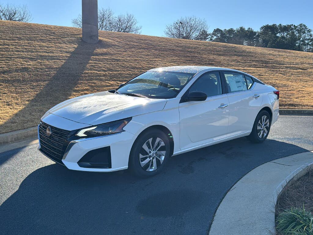 2025 Nissan Altima 2.5 S FWD