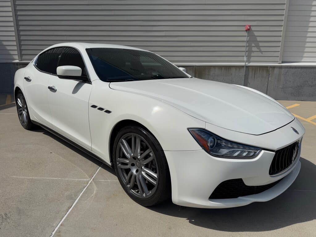 2015 Maserati Ghibli RWD