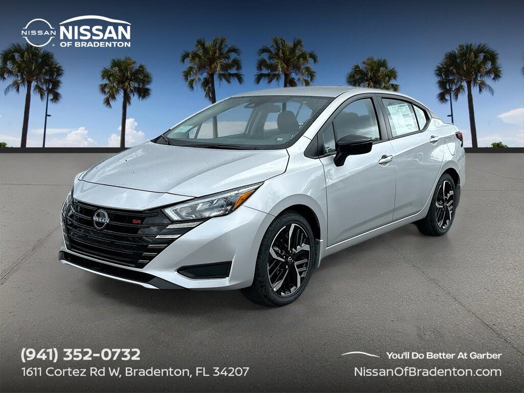 2025 Nissan Versa SR FWD