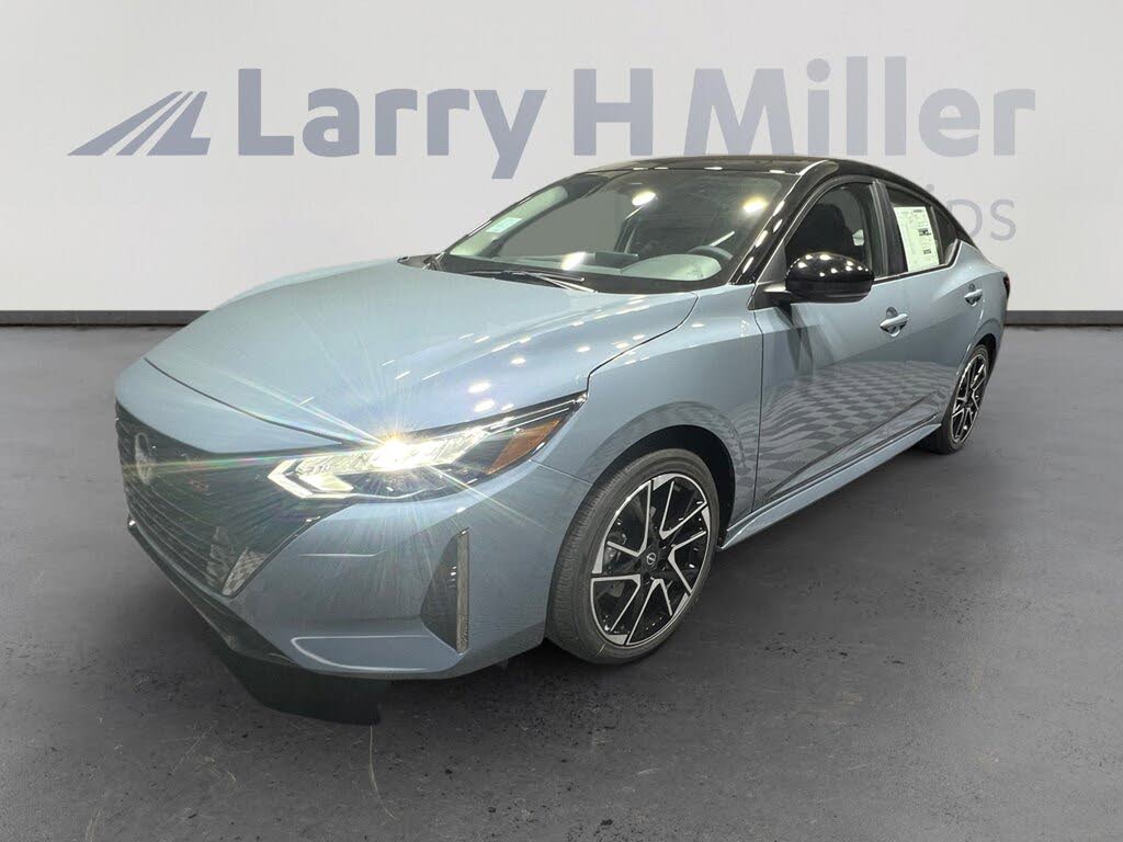 2025 Nissan Sentra SR FWD