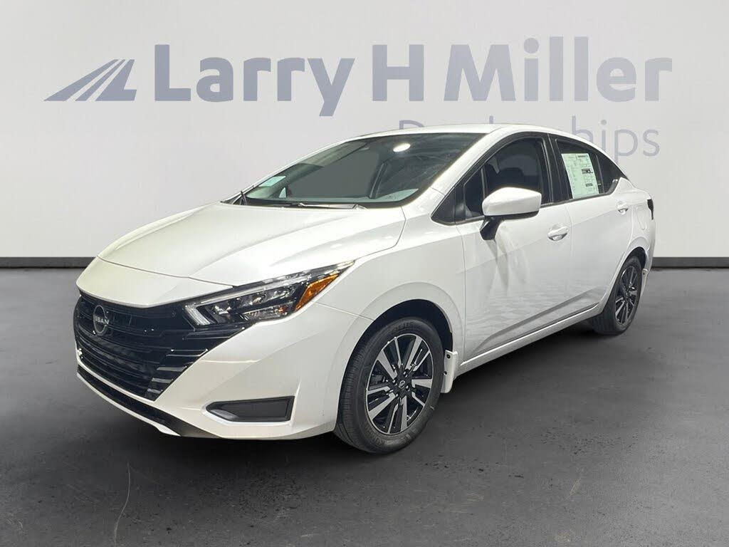 2025 Nissan Versa SV FWD