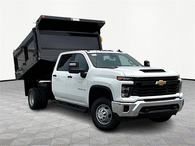 2025 Chevrolet Silverado 3500HD Chassis Work Truck Crew Cab 4WD
