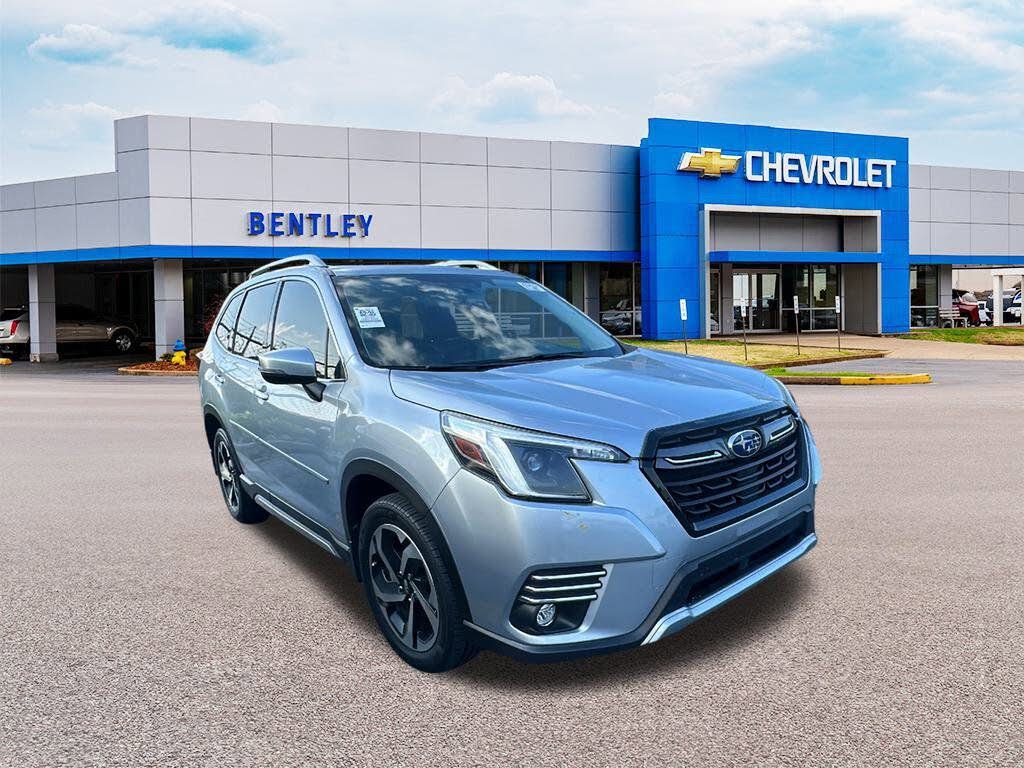 2022 Subaru Forester Touring Crossover AWD