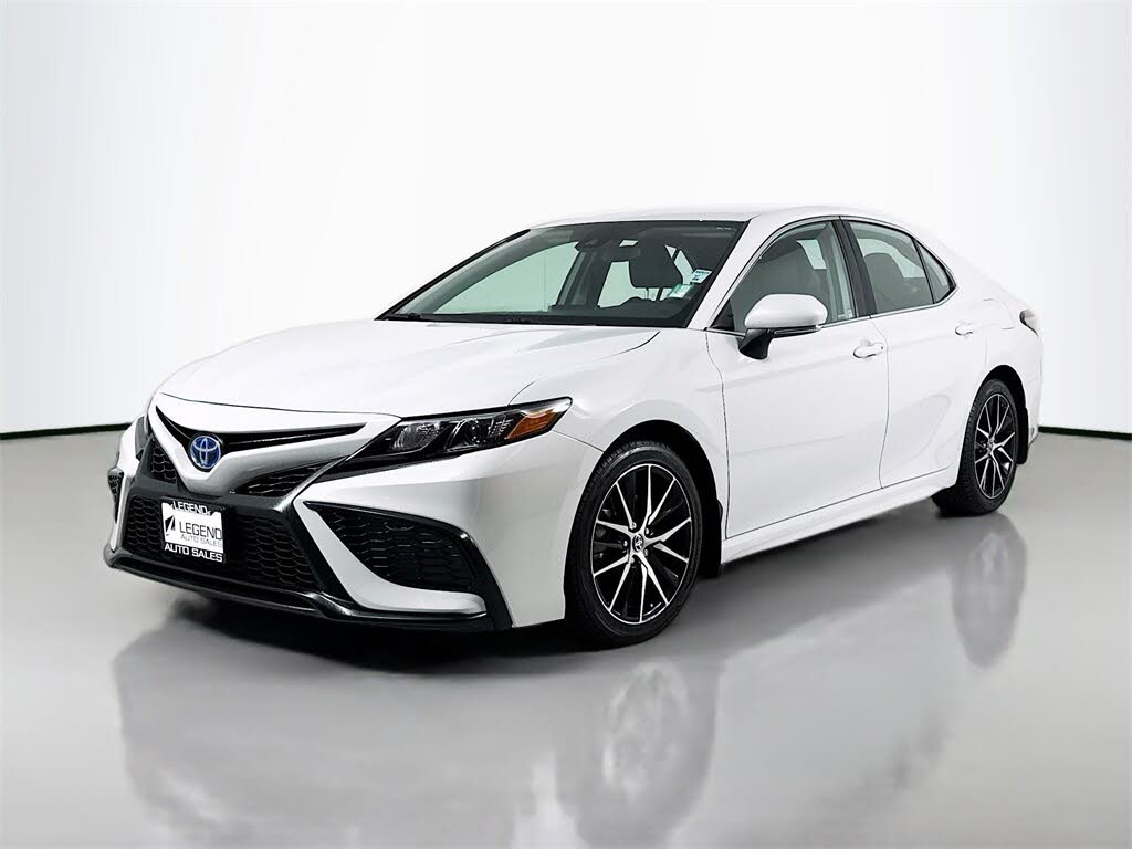 2023 Toyota Camry Hybrid SE FWD