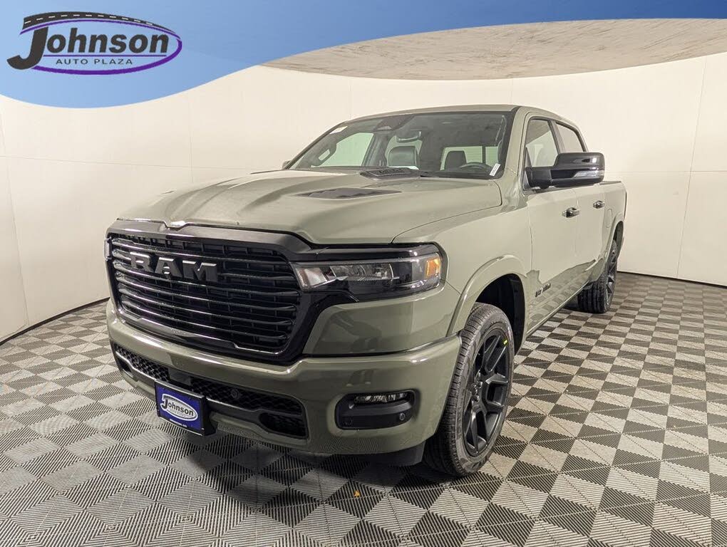 2026 RAM 1500 Laramie Crew Cab 4WD