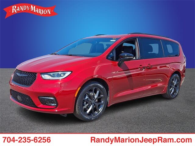 2026 Chrysler Pacifica Limited FWD