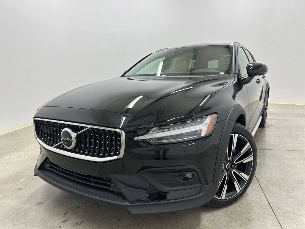 2026 Volvo V60 Cross Country B5 Ultra AWD