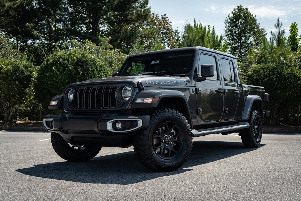 2025 Jeep Gladiator High Tide Crew Cab 4WD