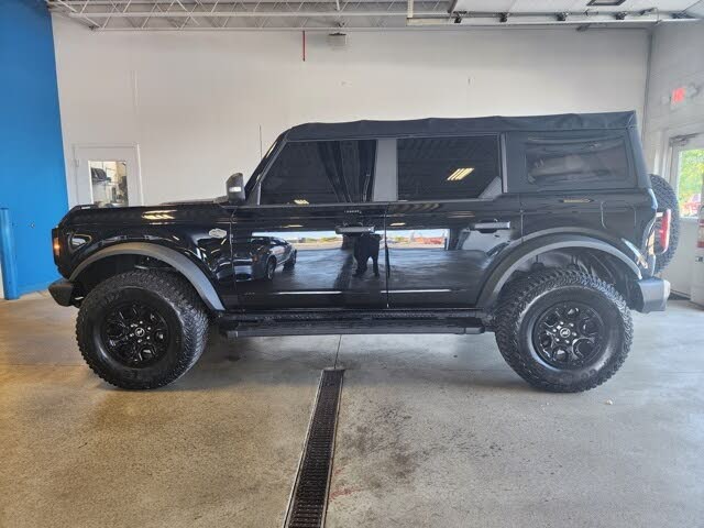 2022 Ford Bronco Wildtrak Advanced 4-Door 4WD