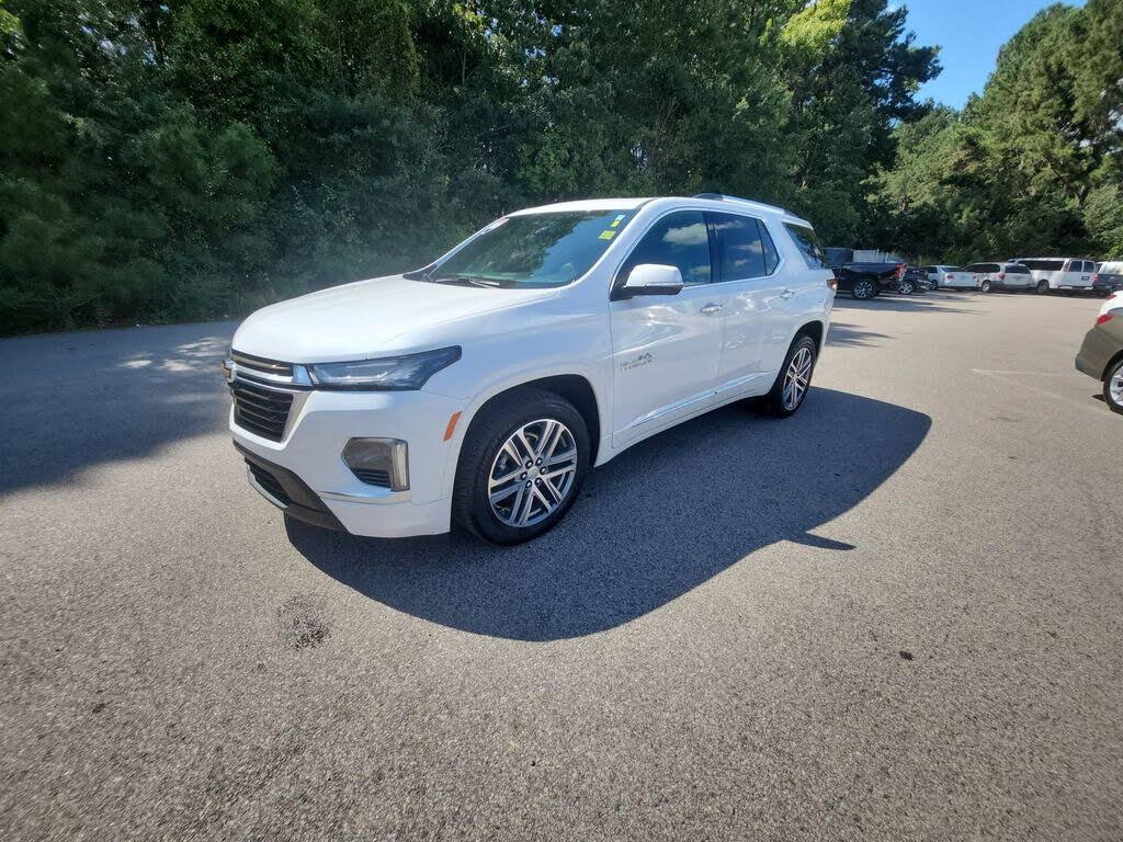 2023 Chevrolet Traverse High Country FWD