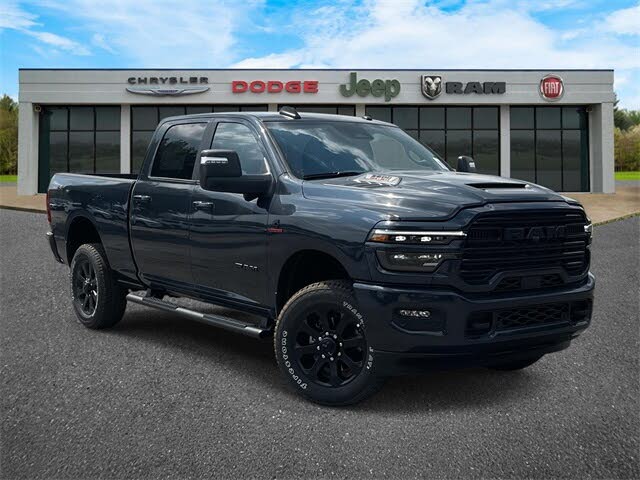 2026 RAM 2500 Laramie Crew Cab 4WD