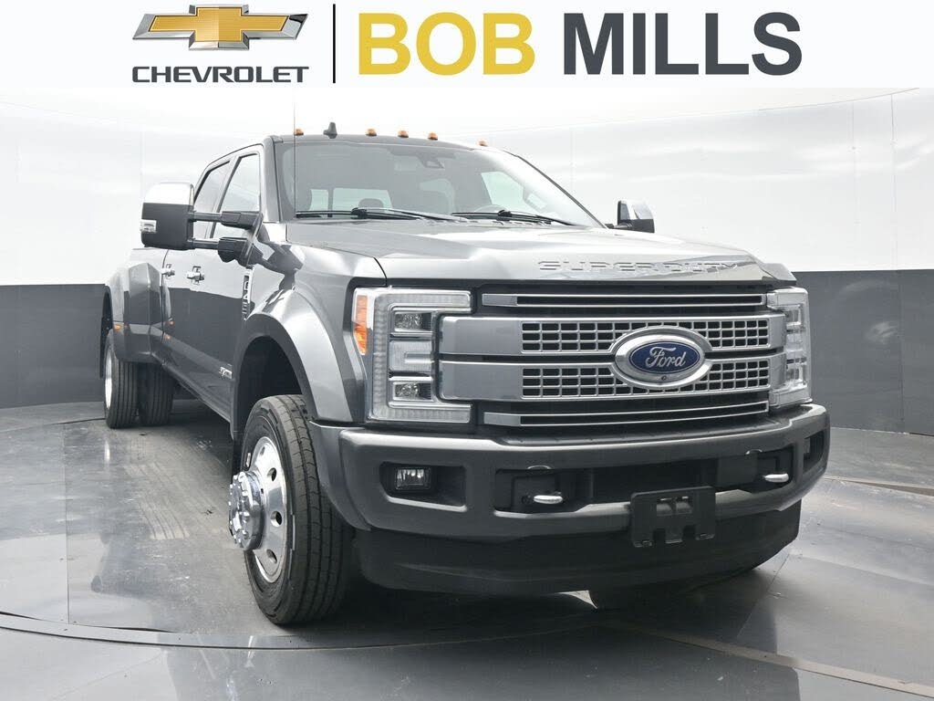 2019 Ford F-450 Super Duty Platinum Crew Cab LB DRW 4WD
