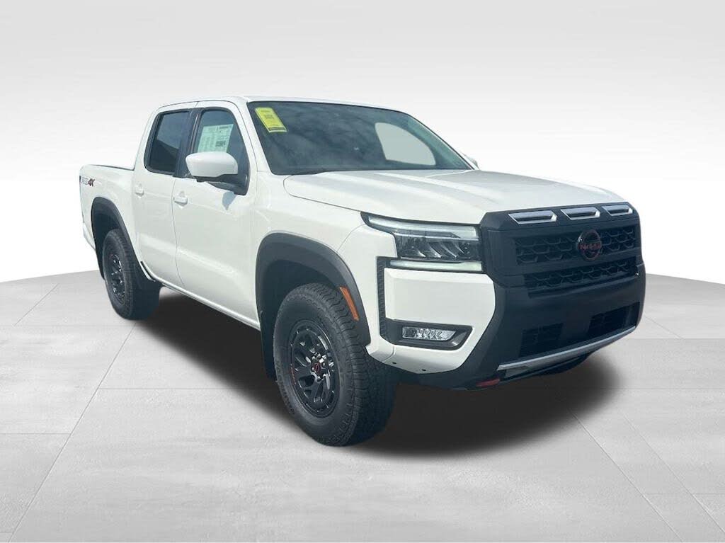 2025 Nissan Frontier PRO-4X Crew Cab 4WD