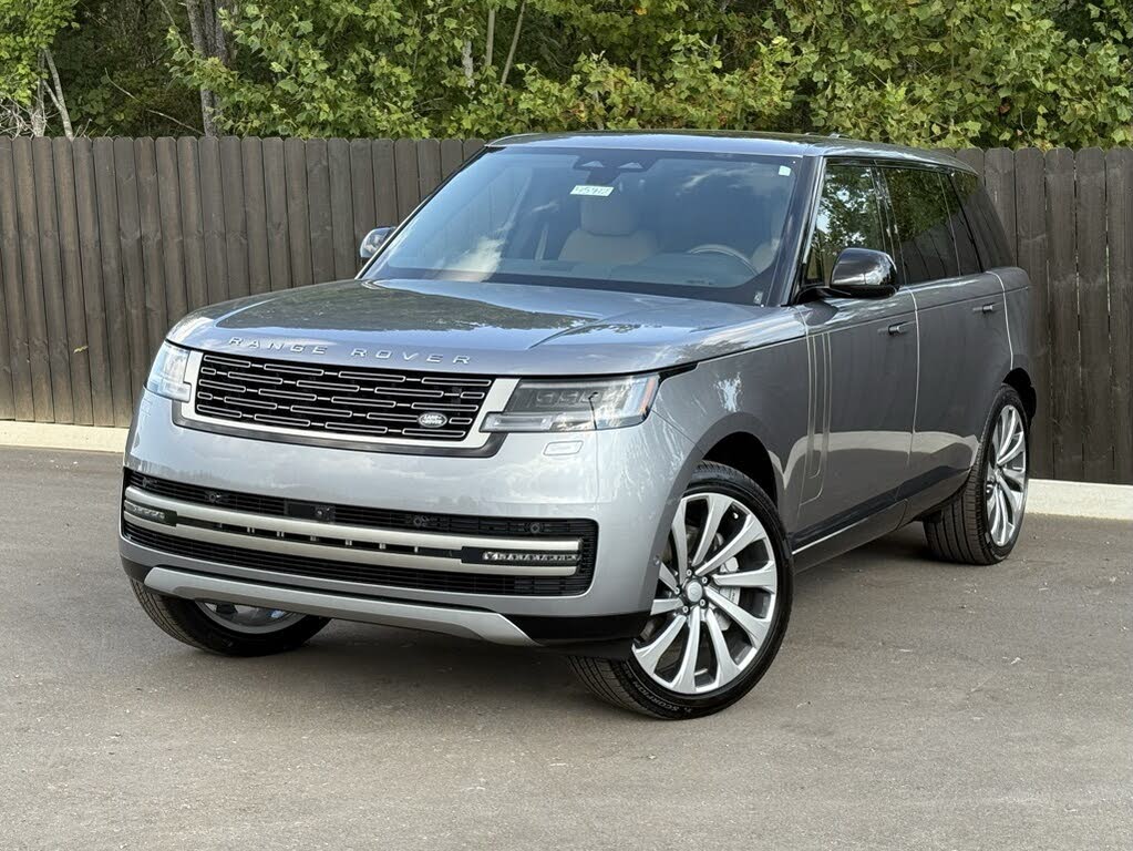 2025 Land Rover Range Rover P530 SE LWB AWD