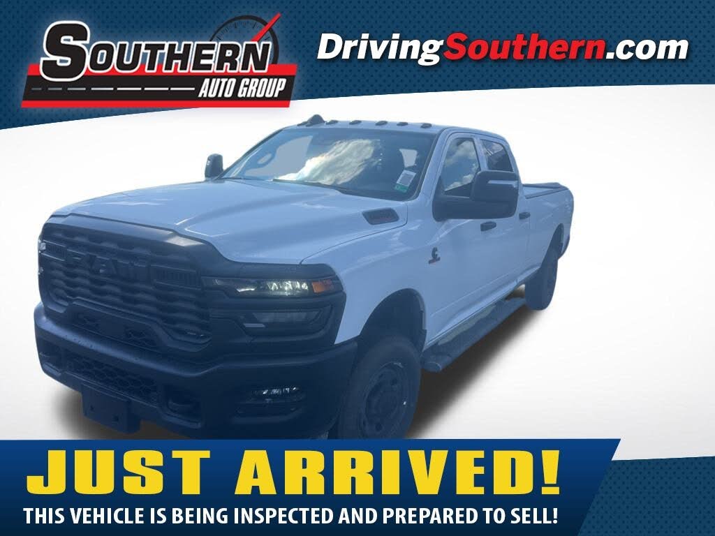2026 RAM 2500 Tradesman Crew Cab LB 4WD