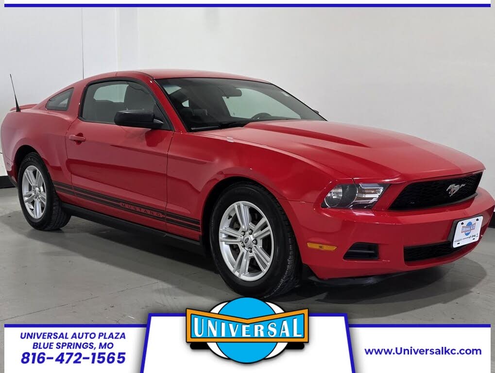 2012 Ford Mustang V6 Coupe RWD