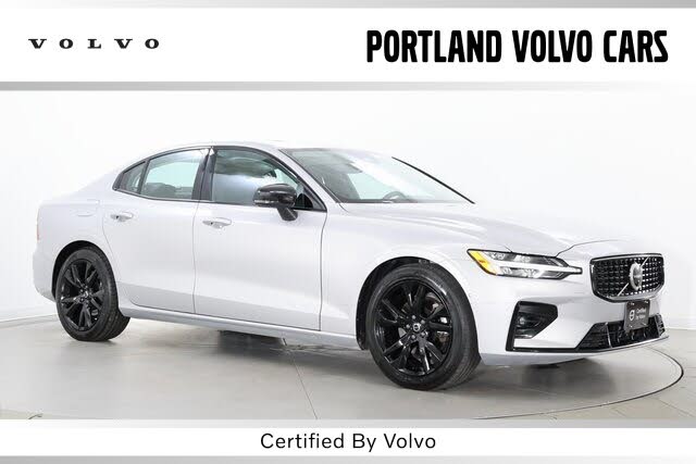 2024 Volvo S60 B5 Plus Dark Theme AWD