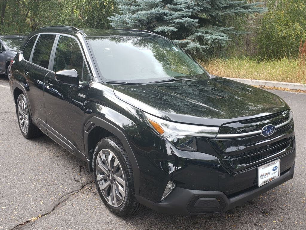 2025 Subaru Forester Hybrid Touring AWD